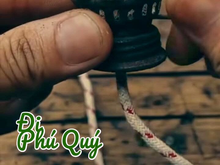 Đèn hột vịt, Đi Phú Quý