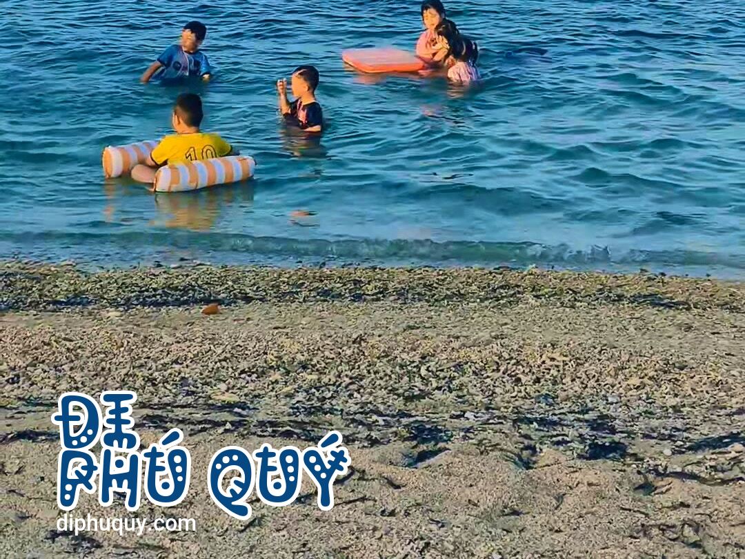 Hè này mà chưa đi biển thì thấy thiếu thiếu điều gì đó nha cả nhà, Đi Phú Quý