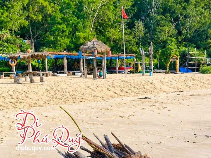 Hòn Tranh chiều nay, đẹp một cách bình yên, Đi Phú Quý