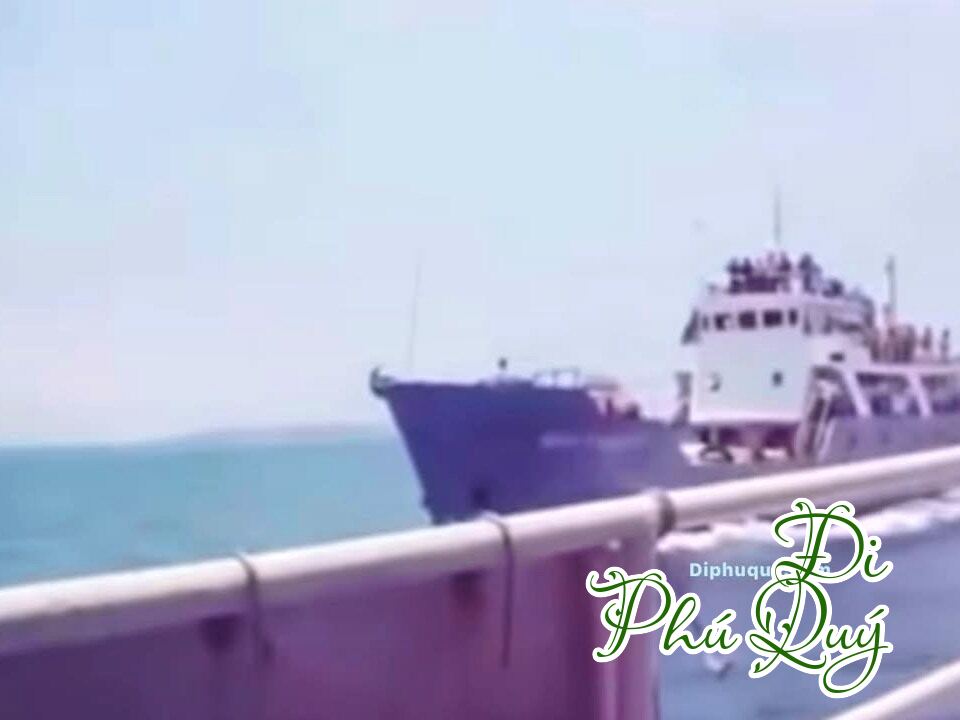 Tàu sắt đầu tiên của đảo Phú Quý, Đi Phú Quý