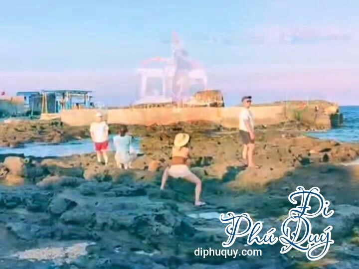 Thanh xuân nhất định phải có một chuyến Phú Quý, Đi Phú Quý